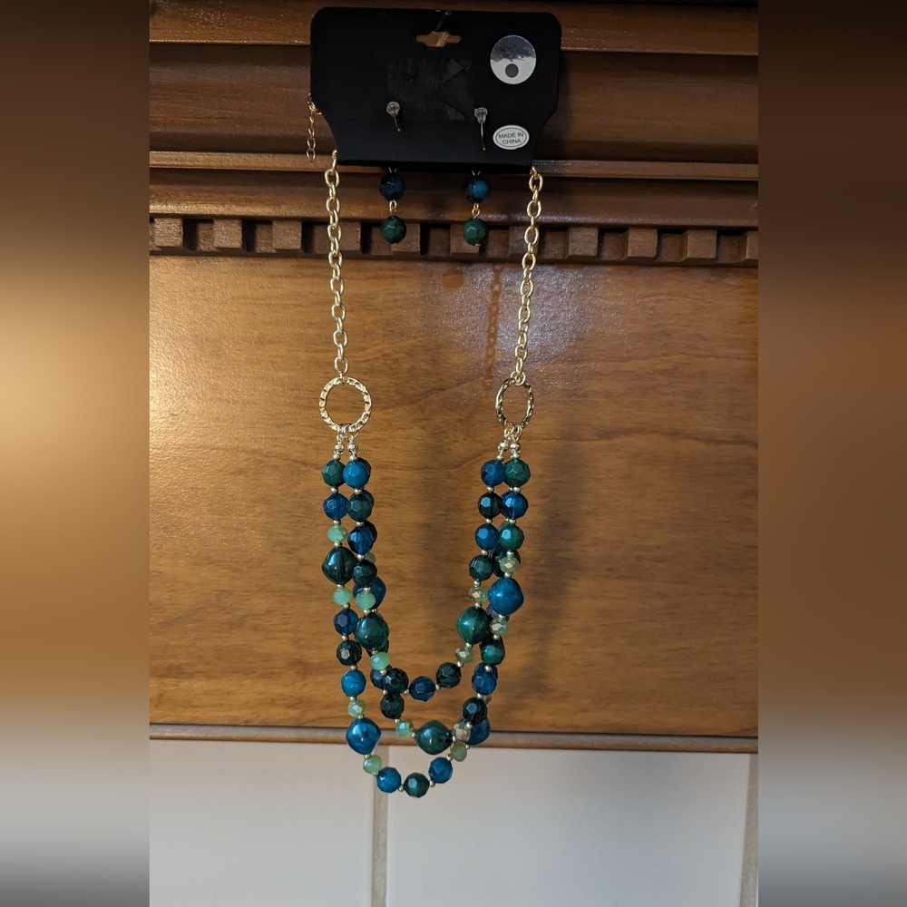 Nicole Miller Earrings and Necklace Set in Green and Blue - Picture 2 of 2